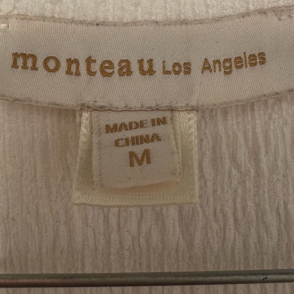 White Textured Button-Up Top - Picture 4 of 4